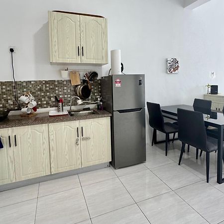 Full Moon Apartment Kuah Exterior foto