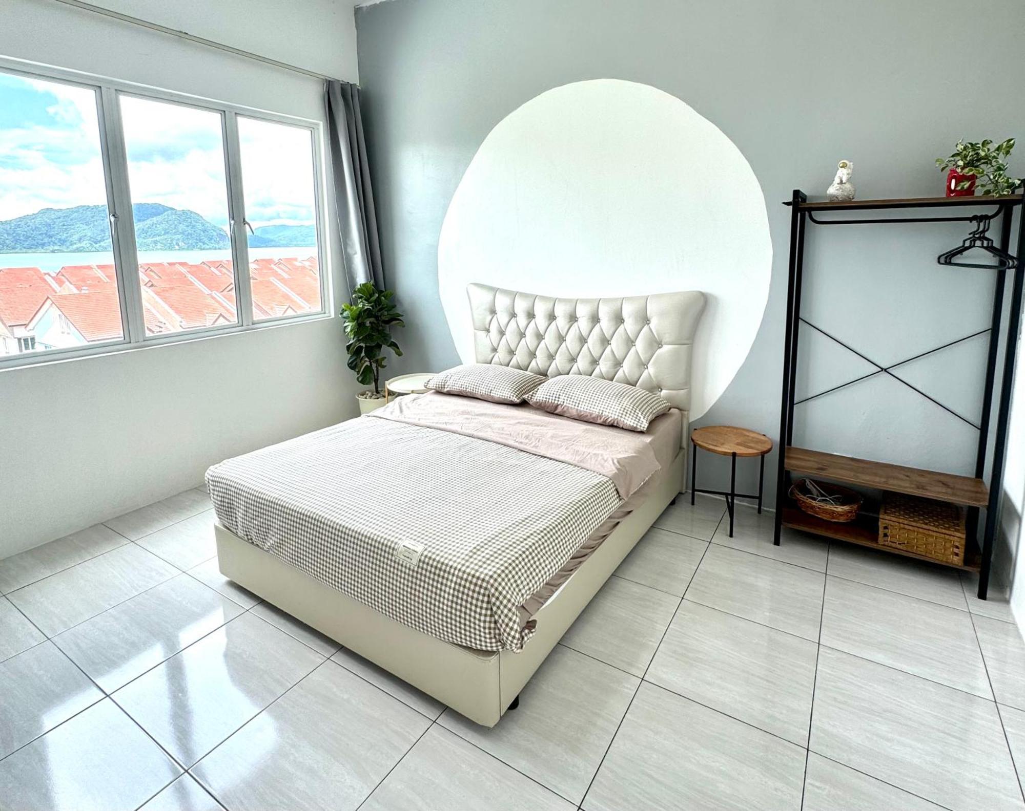 Full Moon Apartment Kuah Exterior foto